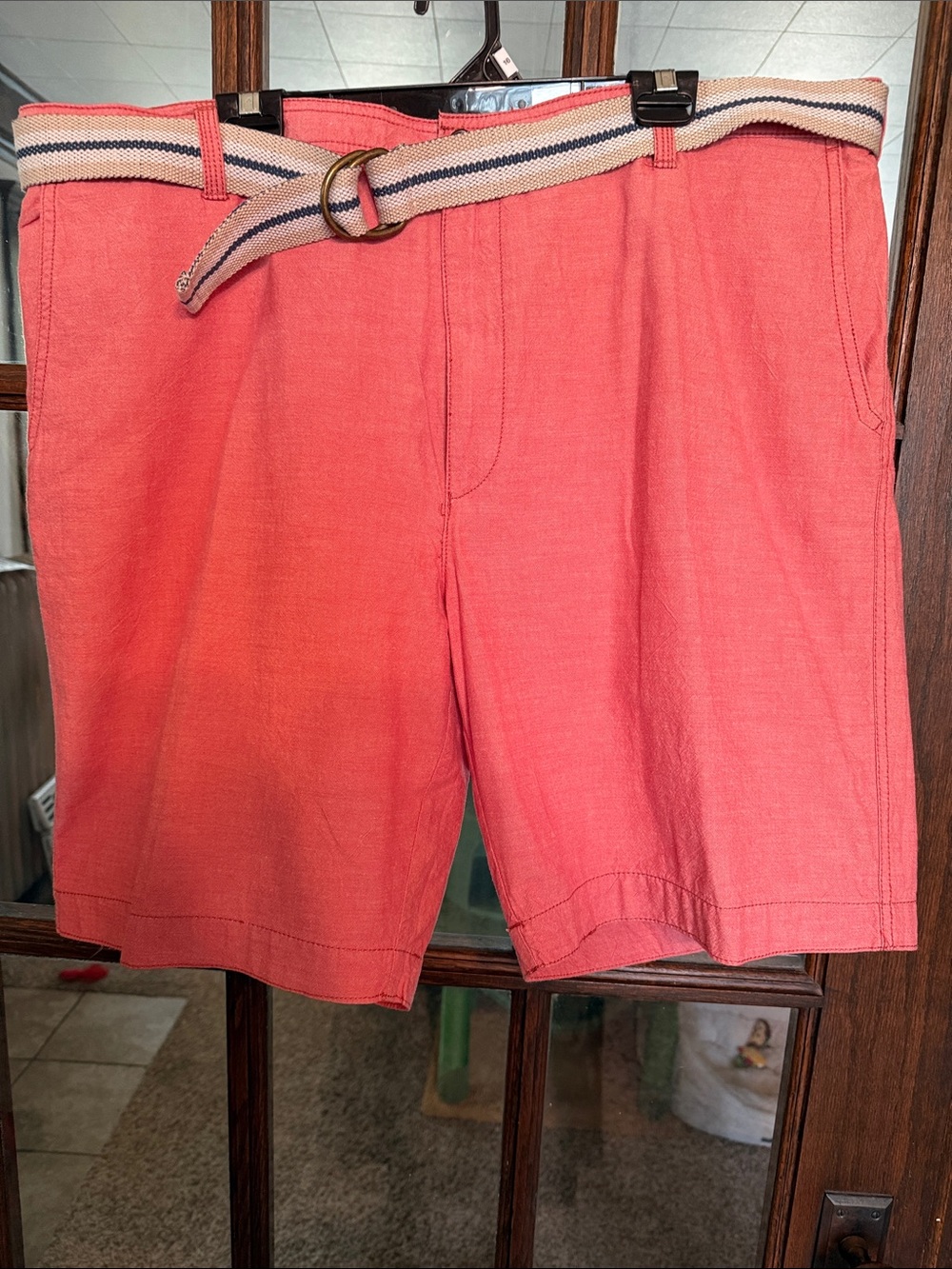IZOD Luxury Sport Mens Coral Pink Linen Blend Flat Front Shorts with Belt 42